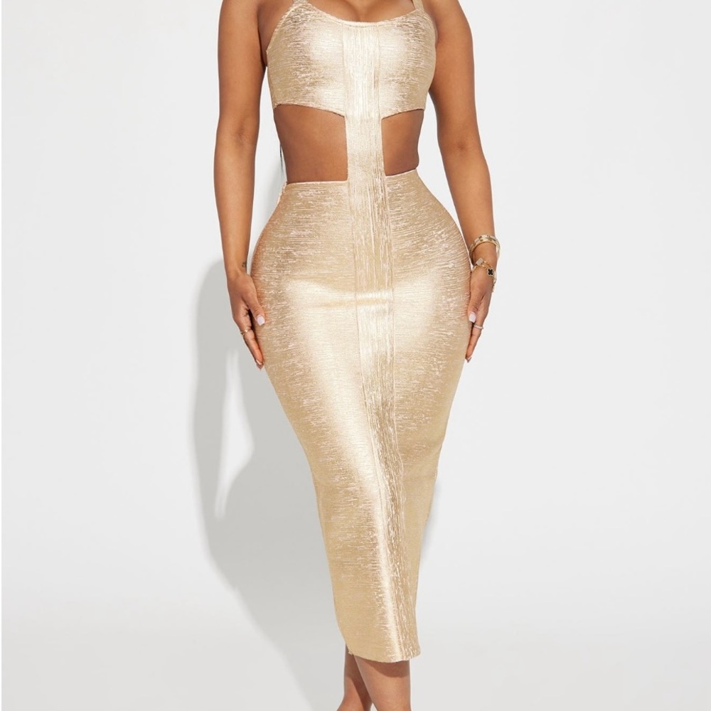 Beautiful gold dress